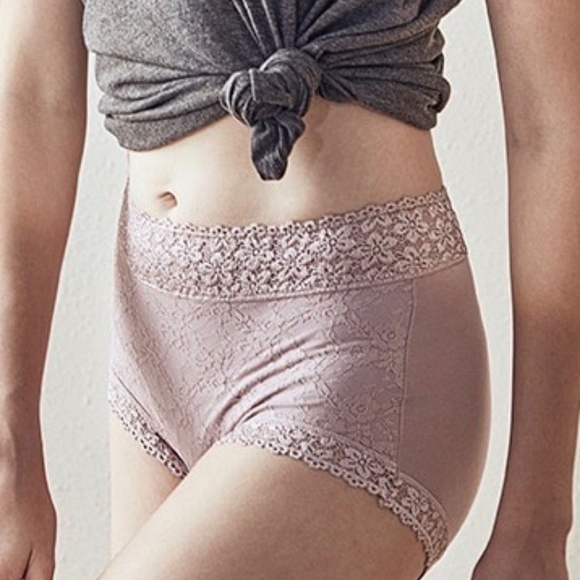 Pink Lace Panties. Vintage style High Waist Pink Panties. - Picture 3 of 4